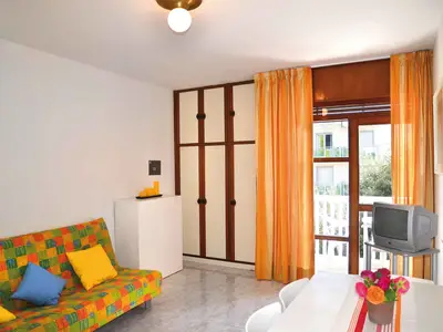 Ferienwohnung für 3 Personen (25 m²) in Bibione 6/10