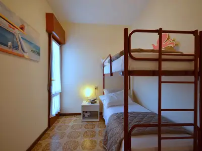 Ferienwohnung für 7 Personen (55 m²) in Bibione 9/10