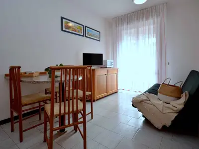 Ferienwohnung für 6 Personen (45 m²) in Bibione 6/10