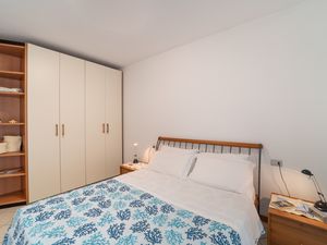 23773939-Ferienwohnung-6-Bibione-300x225-5