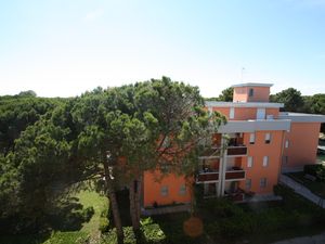 23773955-Ferienwohnung-7-Bibione-300x225-3