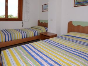 23774012-Ferienwohnung-7-Bibione-300x225-4