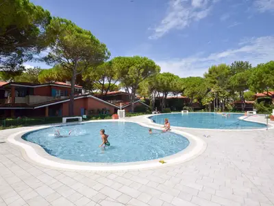 Ferienwohnung für 6 Personen (40 m²) in Bibione 1/10