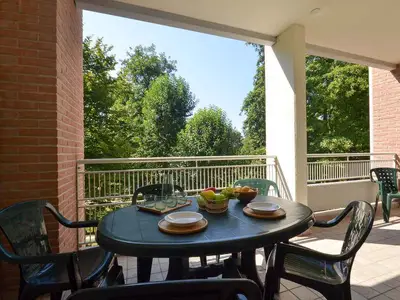 Ferienwohnung für 9 Personen (60 m²) in Bibione 3/10