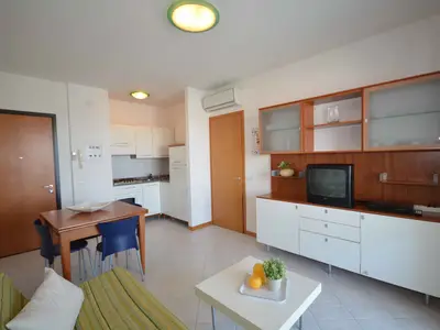 Ferienwohnung für 6 Personen (48 m²) in Bibione 10/10
