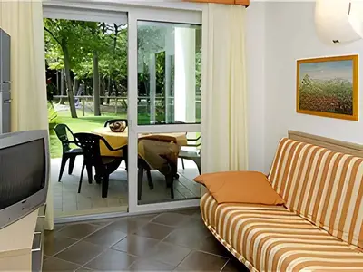 Ferienwohnung für 9 Personen (60 m²) in Bibione 6/10