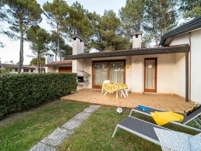 Ferienwohnung für 8 Personen (60 m²) in Bibione 6/10