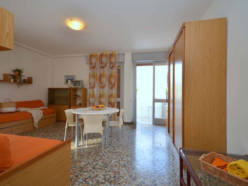 23775266-Ferienwohnung-5-Bibione-800x600-0