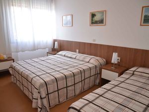 23775266-Ferienwohnung-5-Bibione-300x225-5