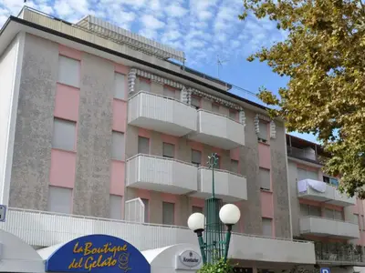 Ferienwohnung für 8 Personen (50 m²) in Bibione 2/10