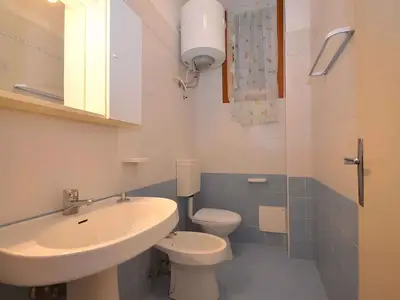 Ferienwohnung für 8 Personen (50 m²) in Bibione 4/10