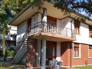 23775297-Ferienwohnung-6-Bibione-300x225-1