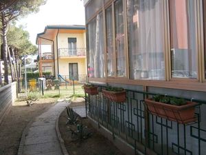 23776046-Ferienwohnung-8-Bibione-300x225-1