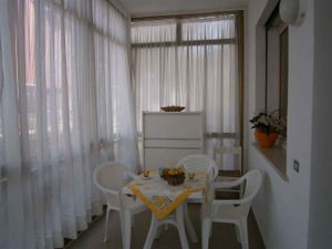 23776046-Ferienwohnung-8-Bibione-300x225-4