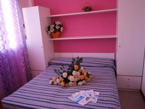 23776052-Ferienwohnung-6-Bibione-300x225-5