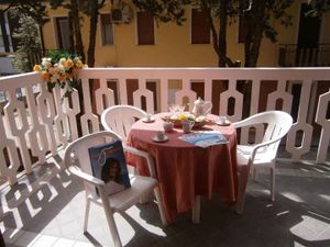 23776047-Ferienwohnung-6-Bibione-300x225-4