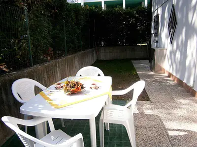 Ferienwohnung für 7 Personen (60 m²) in Bibione 1/10