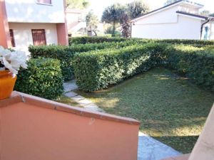 23776470-Ferienwohnung-8-Bibione-300x225-4