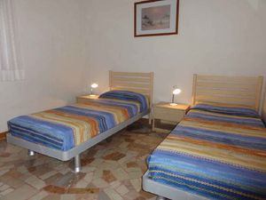 23776682-Ferienwohnung-6-Bibione-300x225-4