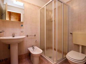 23777676-Ferienwohnung-6-Bibione-300x225-5