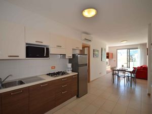 23777713-Ferienwohnung-6-Bibione-300x225-2