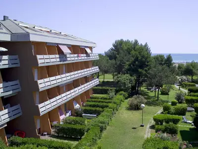 Ferienwohnung für 4 Personen (55 m²) in Bibione 2/10