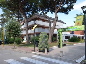 23777733-Ferienwohnung-5-Bibione-300x225-3