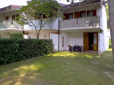 Ferienwohnung für 4 Personen (55 m²) in Bibione 1/10