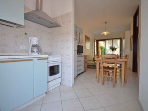 23777743-Ferienwohnung-6-Bibione-300x225-5