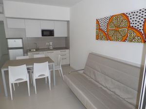 23548927-Ferienwohnung-5-Bibione-300x225-3