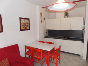 23569840-Ferienwohnung-4-Bibione-300x225-2