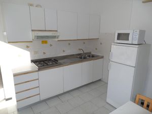 23549050-Ferienwohnung-7-Bibione-300x225-4