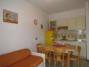 22946489-Ferienwohnung-4-Bibione-300x225-3