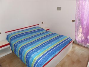 23548442-Ferienwohnung-6-Bibione-300x225-3