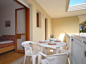 23849173-Ferienwohnung-4-Bibione-300x225-5