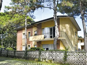 23849172-Ferienwohnung-6-Bibione-300x225-0