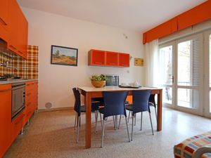 23849172-Ferienwohnung-6-Bibione-300x225-2