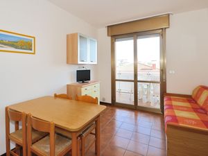 23308441-Ferienwohnung-6-Bibione-300x225-2