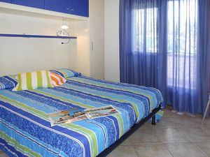 23339003-Ferienwohnung-3-Bibione-300x225-2