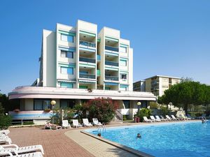 23297304-Ferienwohnung-5-Bibione-300x225-0