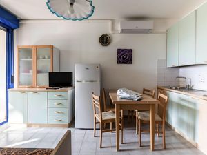 23442649-Ferienwohnung-4-Bibione-300x225-4