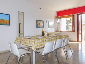 23741830-Ferienwohnung-8-Bibione-300x225-1