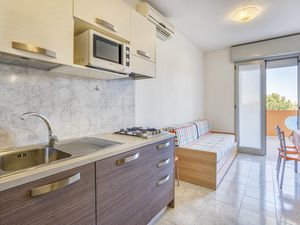 23746201-Ferienwohnung-5-Bibione-300x225-2