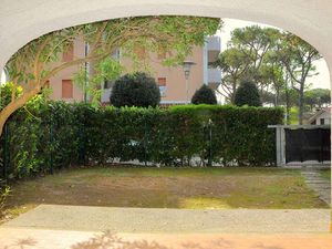 23770942-Ferienwohnung-7-Bibione-300x225-5