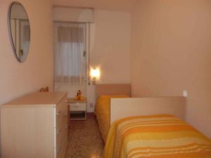 23771001-Ferienwohnung-6-Bibione-300x225-4