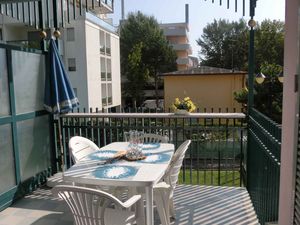 23774900-Ferienwohnung-7-Bibione-300x225-1