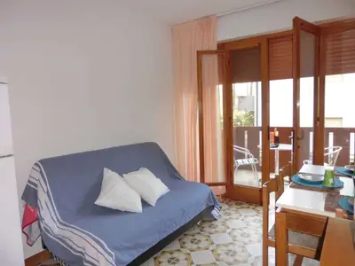 Ferienwohnung für 5 Personen (45 m²) in Bibione 4/10