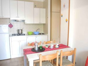 23770889-Ferienwohnung-4-Bibione-300x225-3