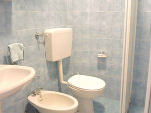 23770889-Ferienwohnung-4-Bibione-300x225-5