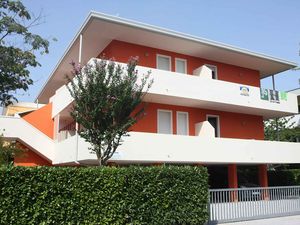 23770951-Ferienwohnung-4-Bibione-300x225-1